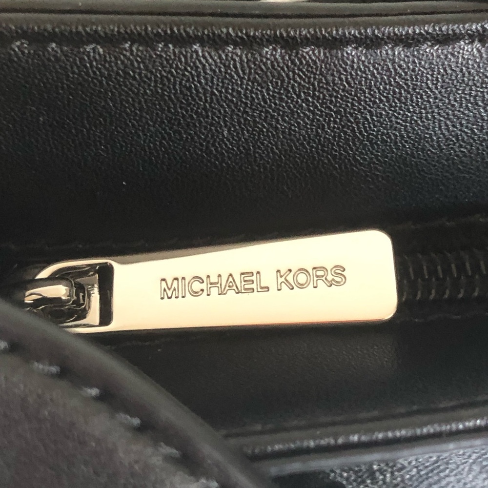 NWT Michael Kors Jet Set Travel Black Crossbody Bag - Picture 6 of 10